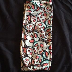 🦄🦄 Lularoe Disney Leggings 🦄🦄